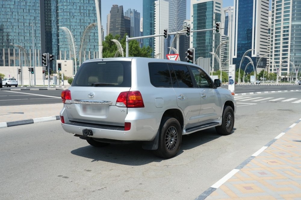 تويوتا چي إكس موديل 2009، Y-15802 - 6