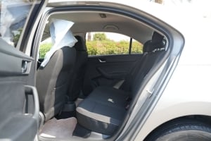 Skoda Rapid Model 2016, Y-15821 - 10