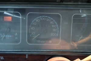 بونتياك باريسيان موديل 1991، Y-15830 - 11