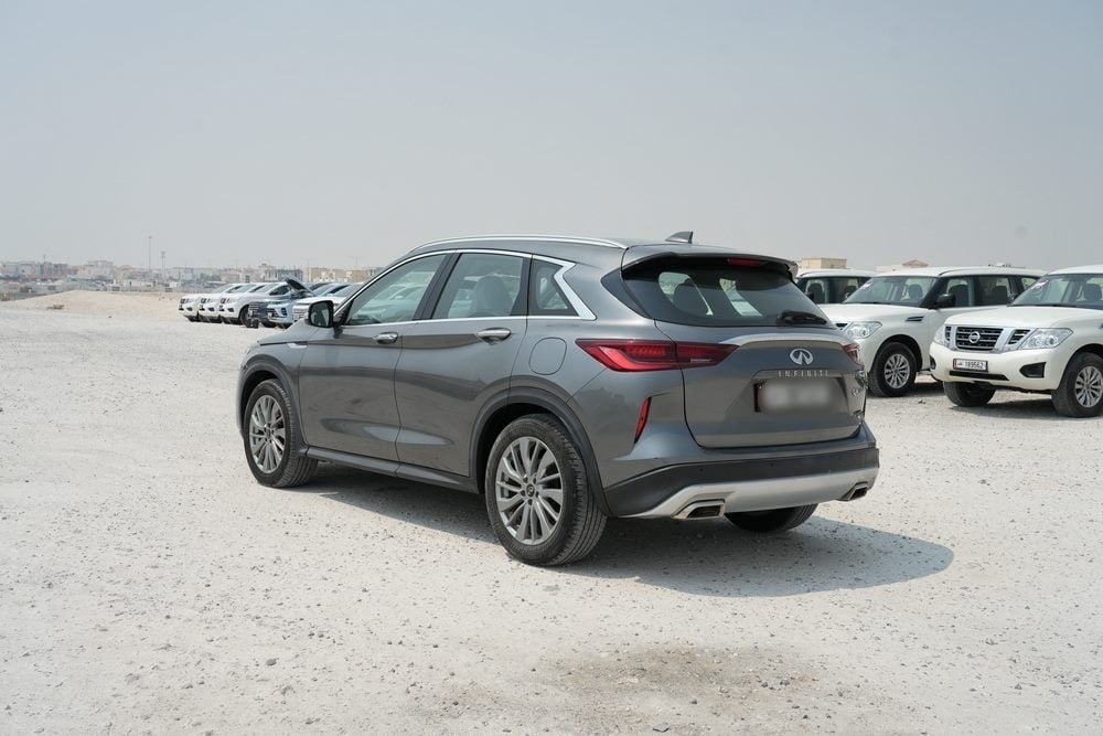 Infiniti Q50 SUV Model 2024, C-11170 - 4