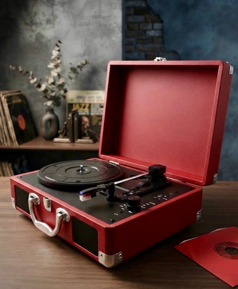 A Record Player (Phonograph) - 3