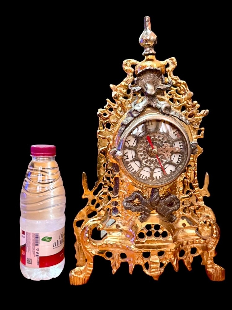 A French-Style Desk Clock Featuring A Rococo Design - 9