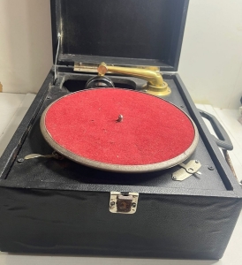Antique Portable Gramophone – 1920s–1930s - 3