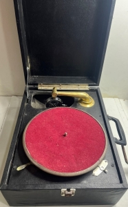 Antique Portable Gramophone – 1920s–1930s - 4