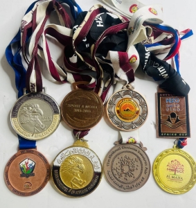 Set of 8 Vintage Qatari Commemorative Medals - 5