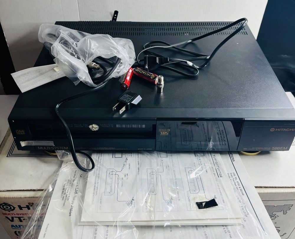 Vintage Hitachi Multi-System VCR with Original Box - 7