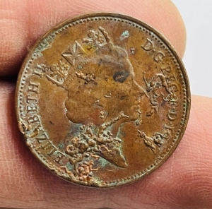 British Bronze 2 Pence Coin – Reign of Elizabeth II - 2