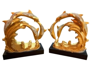A Complete Creative Sculpture Depicting Dancing Dolphins - 3