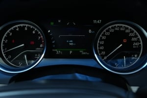 تويوتا كامري موديل 2024، Y-15862 - 11
