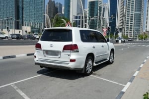 لكزس ال اكس 570 موديل 2009، Y-15875 - 7