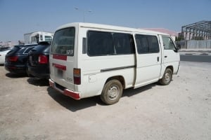 حافلة نيسان أورفان موديل 2001، C-11226 - 4
