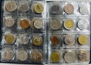 Album of 120 Vintage Coins - 15 - 4