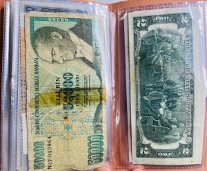 Album of 50 Vintage Assorted Banknotes - 5 - 10
