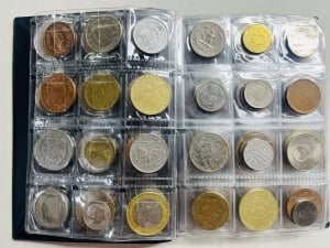 Album of 120 Vintage Coins - 3 - 2