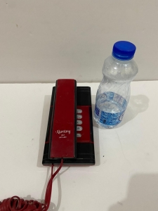 A Wired Landline Phone From The Brand Xiantong, Model A18 - 2