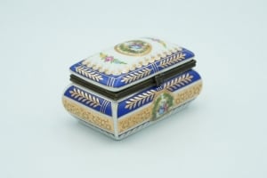 Porcelain Jewelry Box - 5