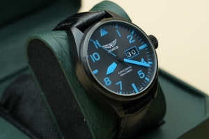 AVIATOR Watch - 6