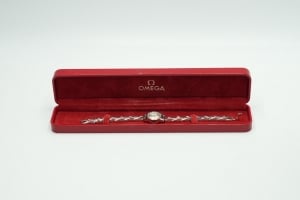Omega Women's Watch - 3