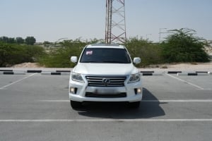 Lexus LX 570 SUV Model 2013, C-11235 - 3