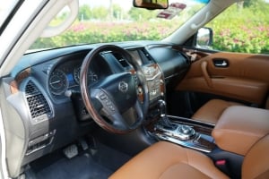 Nissan Patrol Model 2014, Y-15933 - 9
