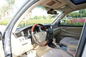 لكزس ال اكس 570 موديل 2010، Y-15934 - 10