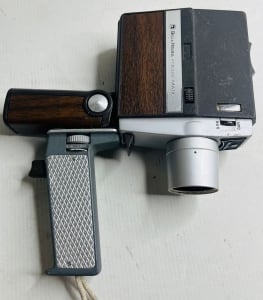 كاميرا سينمائية Bell & Howell Autoload 309 - 3