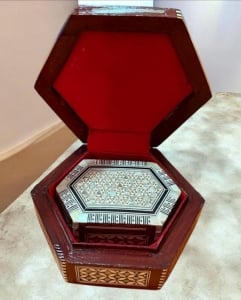 Handmade Jewelry And Collectibles Boxes - 11