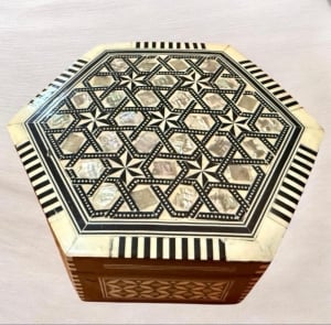 Handmade Jewelry And Collectibles Boxes - 7