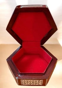 Handmade Jewelry And Collectibles Boxes - 9