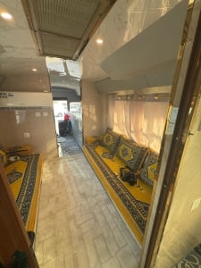 حافلة إنترناشيونال أمريكية محوّلة إلى كرفان سكني – موديل 2008 - 8