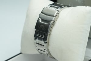 ساعة أورينت - 7
