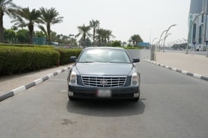 كاديلاك DTS موديل 2011، Y-15984 - 3