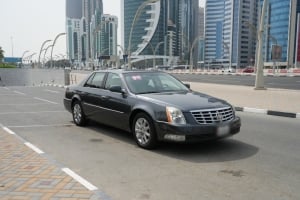 كاديلاك DTS موديل 2011، Y-15984 - 2