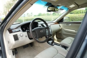 كاديلاك DTS موديل 2011، Y-15984 - 9