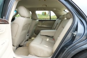 كاديلاك DTS موديل 2011، Y-15984 - 7