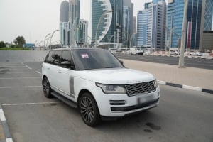 Land Rover Range Rover Vogue SE Model 2014, Y-15961 - 2