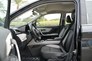 Toyota Veloz Model 2025, Y-15970 - 7