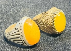 خاتمان رجاليان قديمان من الفضة والعقيق اليماني - 4