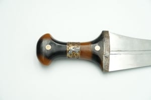 A distinctive Yemeni dagger - 9