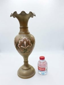Antique Copper Vase with Hand-Engraved Floral Motifs - 2