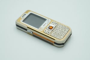 هاتف نوكيا كلاسيكي Nokia 7360 (نسخة لهواة المقتنيات القديمة) - 3