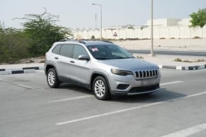 جيب شيروكي سبورت إس يو ڤي موديل 2020، C-11277 - 2