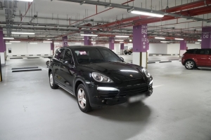 Porsche Cayenne Model 2013, Y-16034 - 3