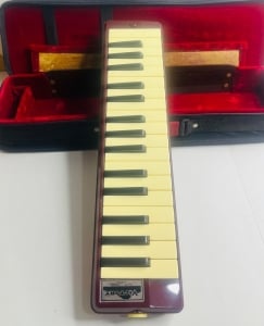 Vintage Victory Melodica - 3