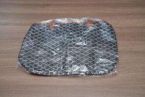 حقيبة توت بنقشة شيفرون - 2