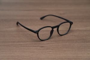 نظارة حماية من الضوء الأزرق مع حافظة جلد مدبوغ - 4