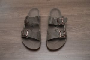 شبشب NeoN بإبزيمين ونعل فلين (مقاس ٤٢) - 3
