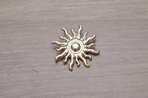 طقم ساعة ومجوهرات ذهبية اللون من Pelin Aksesuar - 6