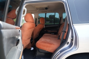 Lexus LX 570 Model 2011, Y-16114 - 10