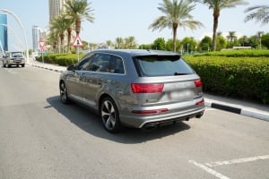 Audi Q7 Model 2016, Y-16092 - 7